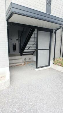 建物入り口！