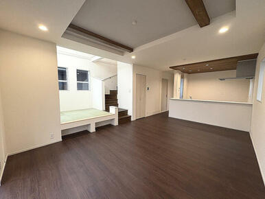 リビング (5)号棟