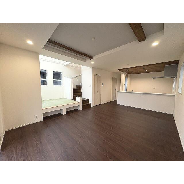 リビング (5)号棟