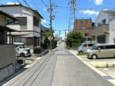 前面道路：南→北
