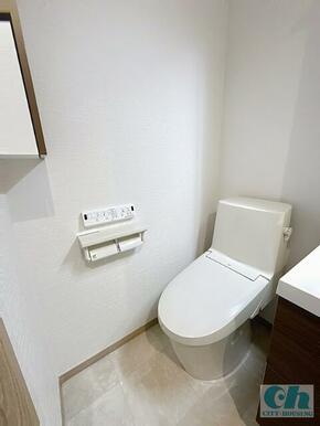 ウォシュレット付きのトイレです♪
