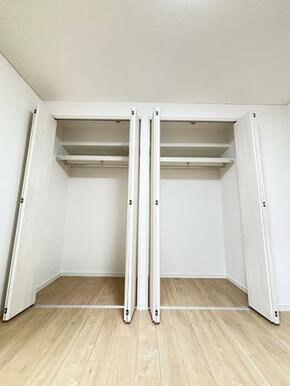 洋室約4.5帖のクローゼット