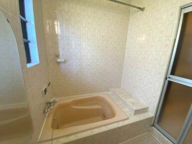 ジェットバスで一日の疲れを取りませんか？