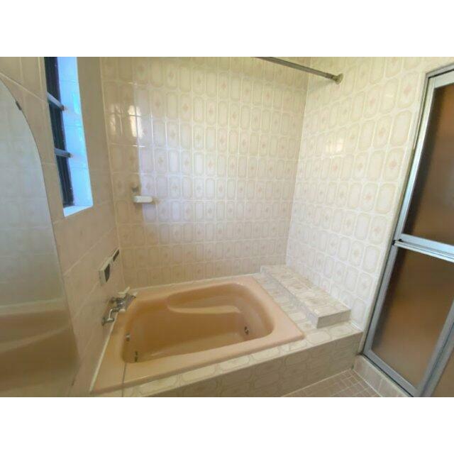 ジェットバスで一日の疲れを取りませんか？