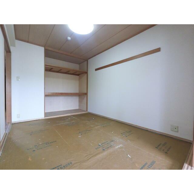 畳交換中です。