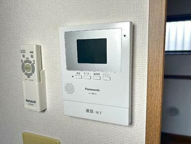 カメラ付インターホン