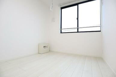 洋室 ※同物件・同仕様画像