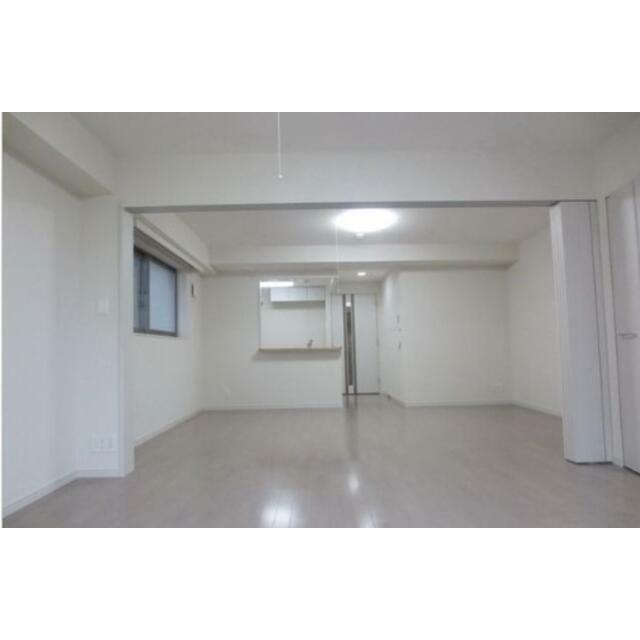 バルコニー側から見たお部屋♪