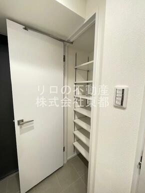 自慢のシューズを大切に、キレイに収納できます☆