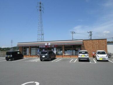 セブンイレブン荒尾本村店