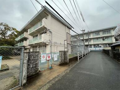 北九州市立葛原小学校