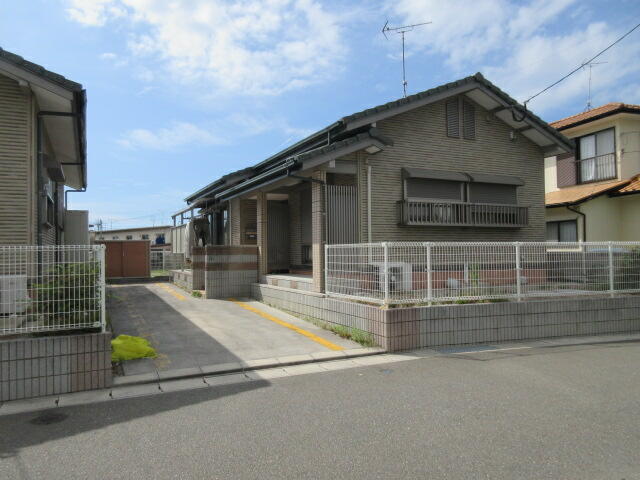 物件画像 福津市 花見が丘３丁目 (福間駅) 1階建 2LDK