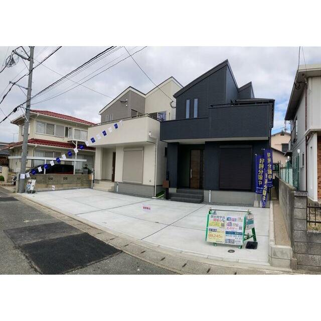 日を重ねるごとにこの佇まいに愛着が湧いてきそう（2号棟）