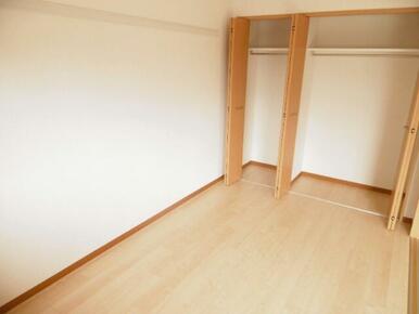 洋室　※別号室の写真です。