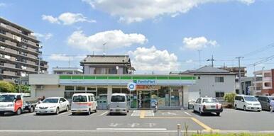 ファミリーマート三郷早稲田一丁目店