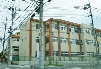 市立東小学校