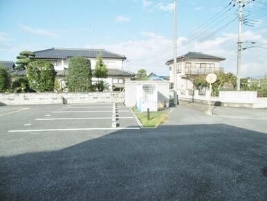 敷地内駐車場※要空き確認