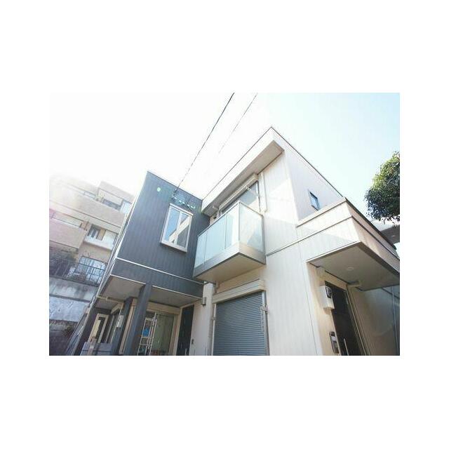 積水ハウス施工賃貸住宅「シャーメゾン」☆外壁はスタイリッシュな２トーン♪