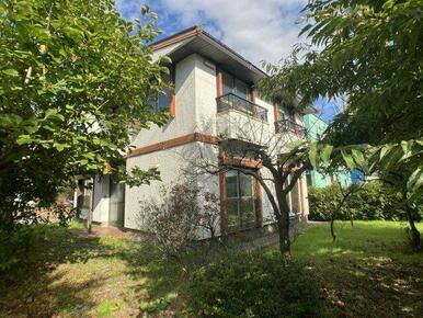 邸宅のような庭♪