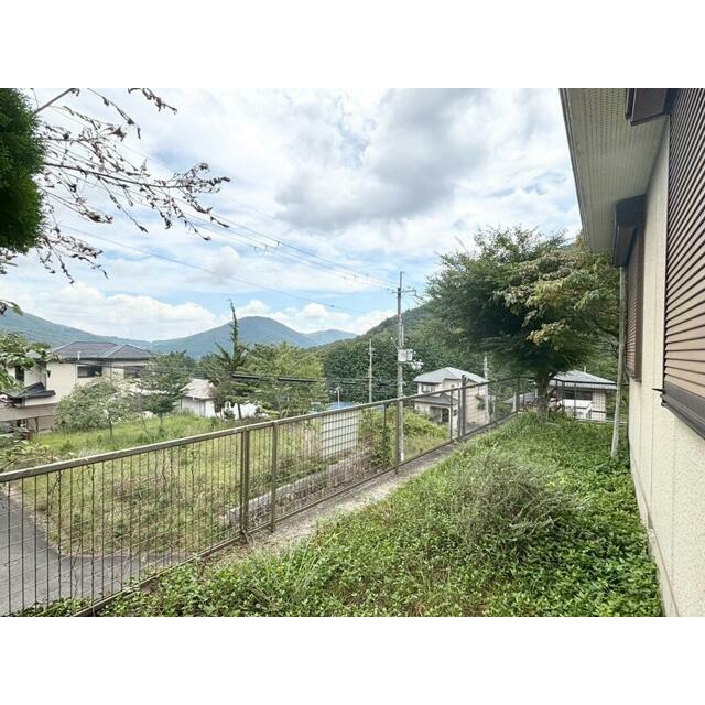 陽当たり良好な広々としたお庭スペース！家庭菜園も可能です♪