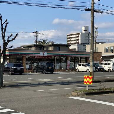 セブンイレブン大分萩原店