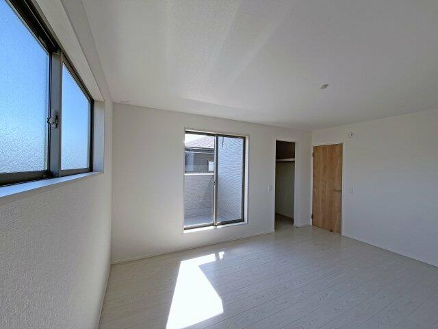 物件画像 北九州市八幡西区 中の原３丁目 (三ヶ森駅) 2階建 4LDK