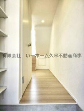 明るい玄関です