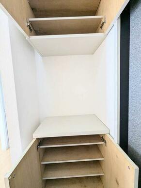 シューズボックス