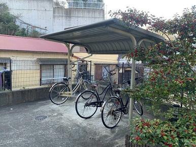 駐輪場　原付＆自転車のみ駐輪可能