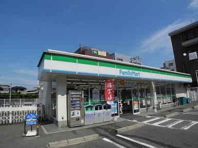 ファミリーマート小倉モノレール守恒店