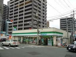 ファミリーマート 福山駅北口店