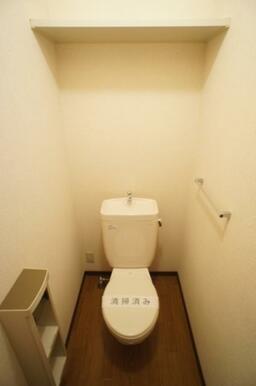 【ご参考】同一建物内、反転タイプの写真です。
