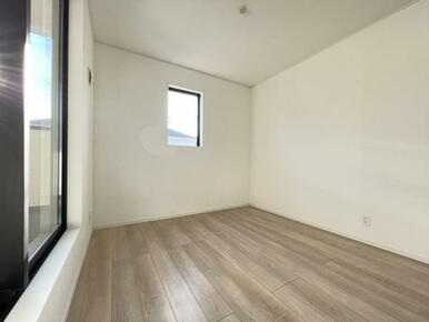 2階にはお部屋が3部屋！全部屋に収納が付いています＾＾