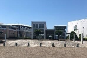 行田市立図書館
