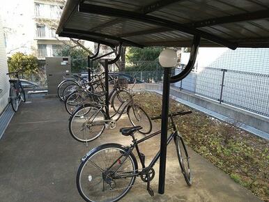 駐輪場　原付＆自転車のみ駐輪可能