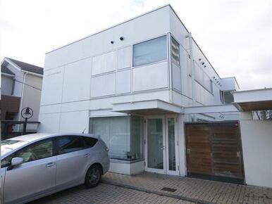 「グリーンフィールドハウス」外観写真