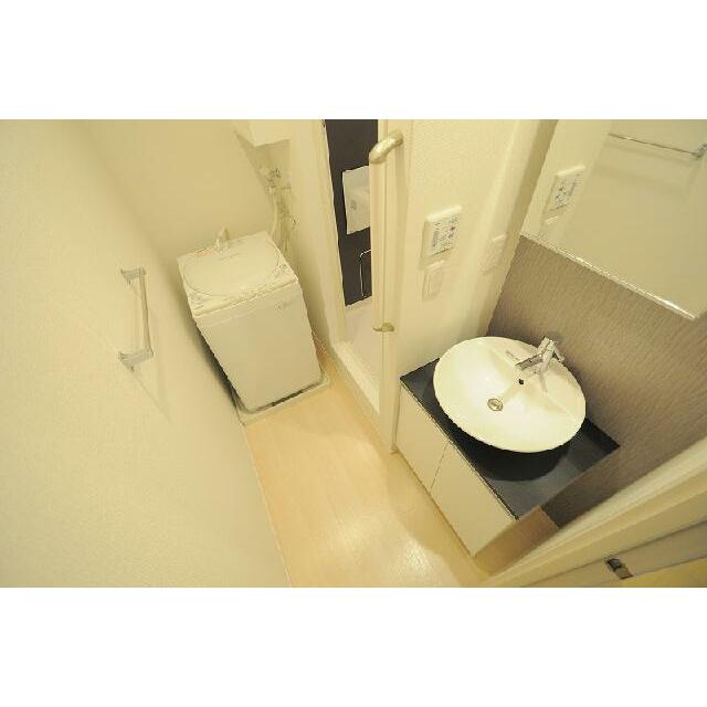 同シリーズの類似となります。現況を優先致します。