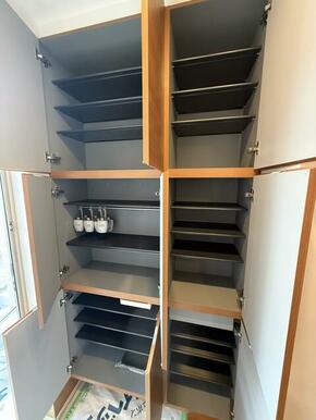 玄関下駄箱の収納力！