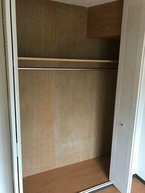 洋室２　収納　※現況優先