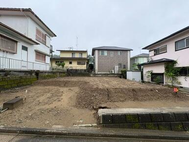 始発駅ＪＲ内房線君津駅徒歩約１９分、建築条件なし！