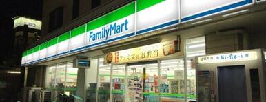 ファミリーマート梅田四丁目店