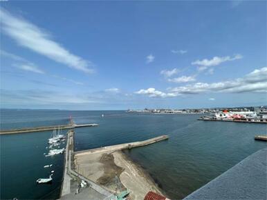 北側からは別府湾が一望できます！休日は海を見ながら読書のような優雅な朝を過ごししてみませんか！