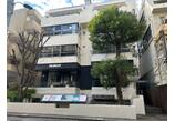 情報提供会社