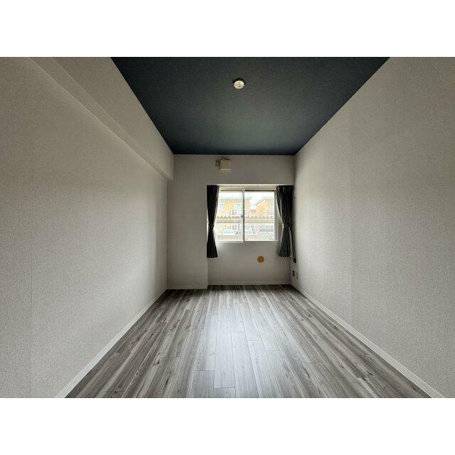 床壁天井内装済み♪