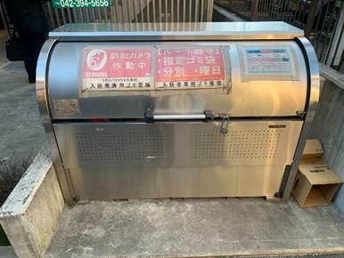 敷地内ごみ置き場