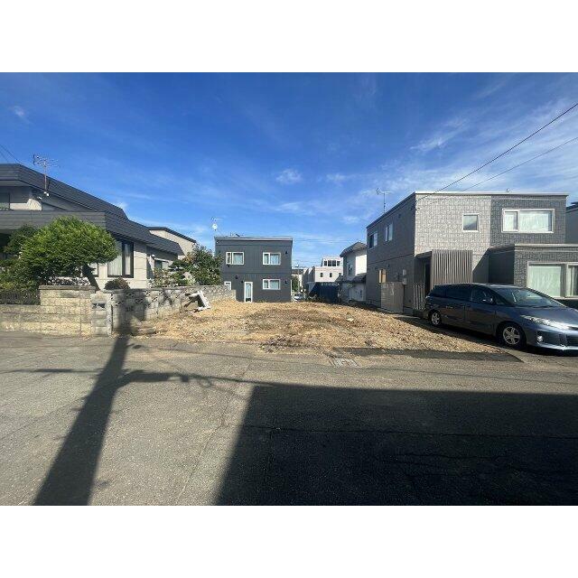 南西側より本物件撮影