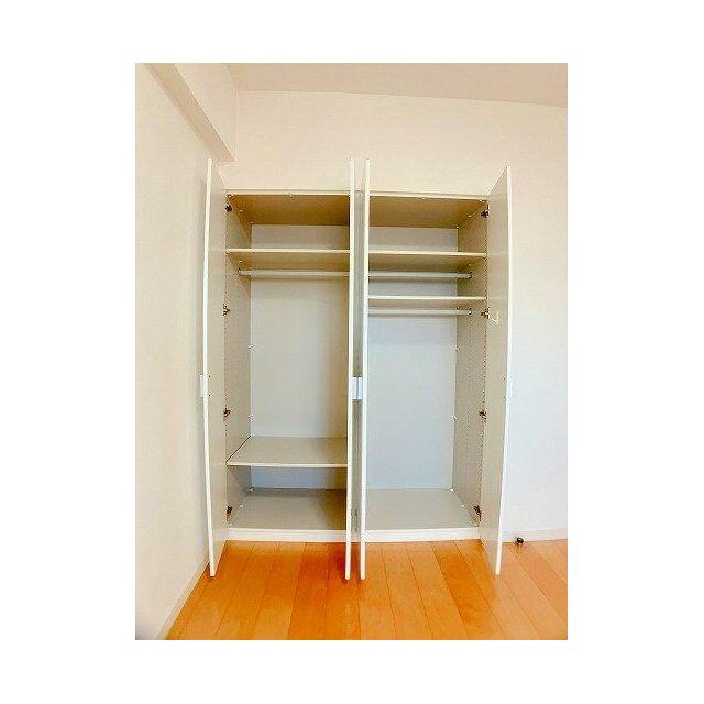 北東側収納