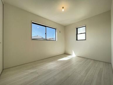 2階にはお部屋が3部屋！全部屋に収納が付いています＾＾