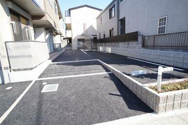 敷地内駐車場有り（要空き確認）