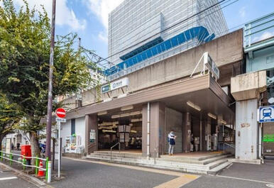 都営三田線「西台」駅